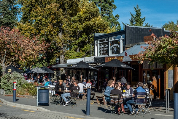 Location 1 Outdoor seating at local shops and cafes in Hanmer Springs near Settlers Boutique Motel